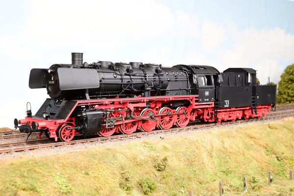 Lenz O Guage 40254-01 Tender Locomotive BR 50 DB Red Black EP3 Cabin Tender No.50495 - Boxed