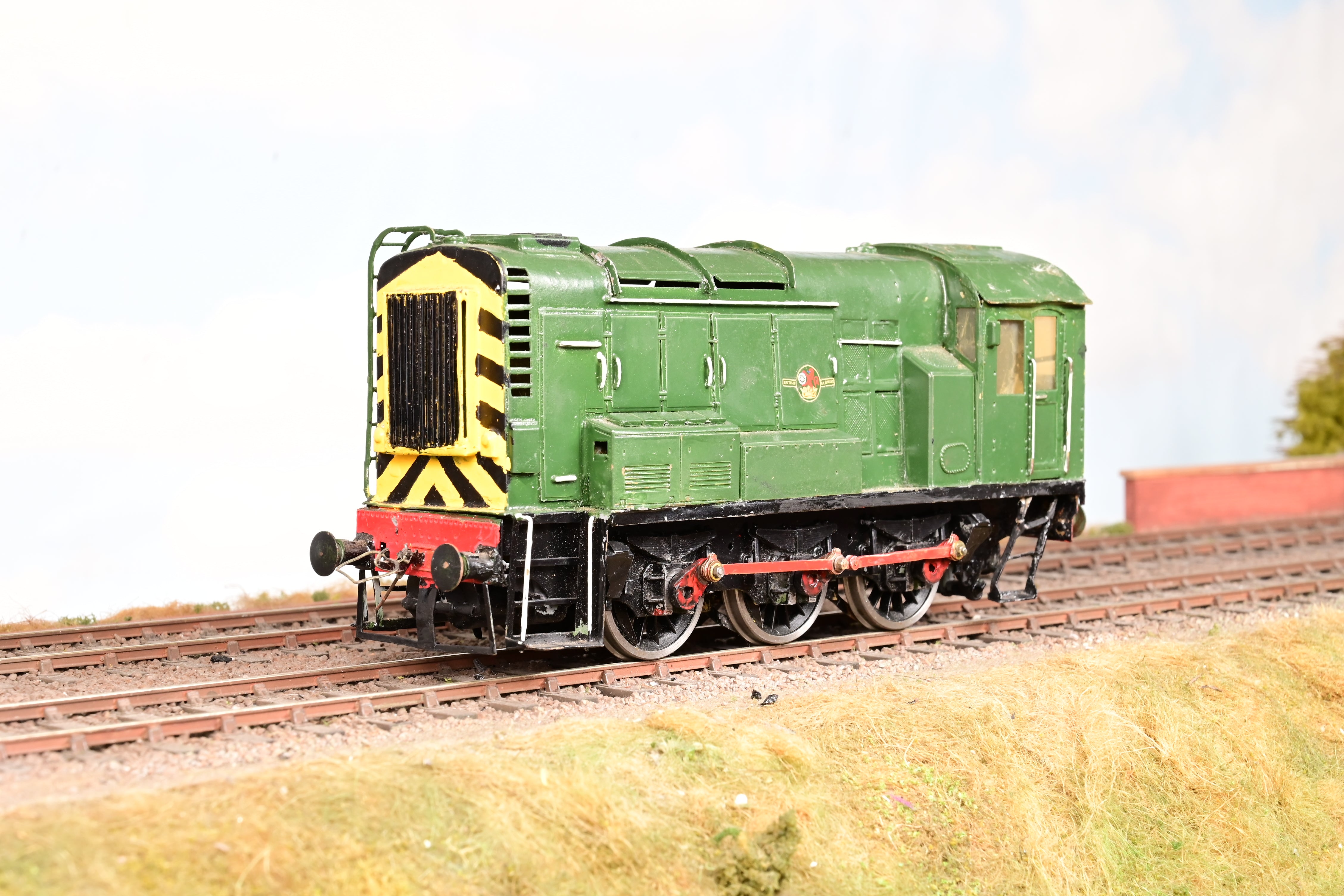 The Works Kit Built O Gauge BR Green Late Crest Class 08 Diesel Shunter