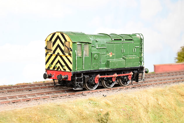 The Works Kit Built O Gauge BR Green Late Crest Class 08 Diesel Shunter