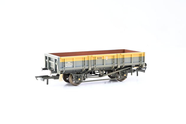Hornby OO Gauge R6416 Rake of 3 BR Dutch Livery Rudd Wagons - Boxed
