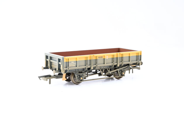 Hornby OO Gauge R6416 Rake of 3 BR Dutch Livery Rudd Wagons - Boxed