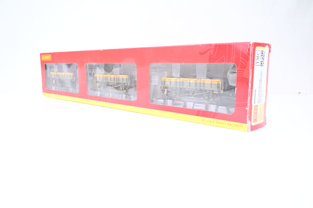 Hornby OO Gauge R6416 Rake of 3 BR Dutch Livery Rudd Wagons - Boxed