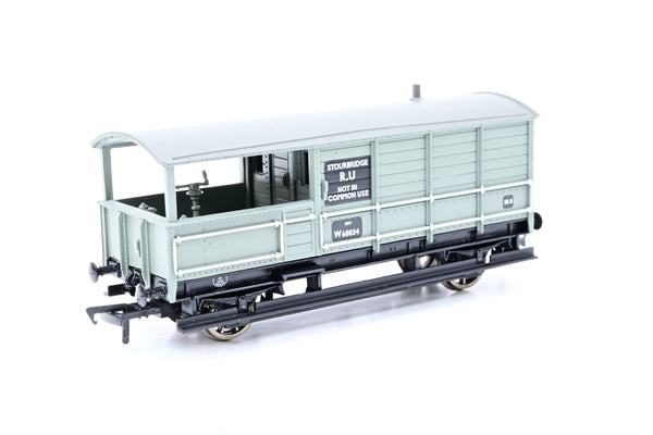 Bachmann OO Gauge 33-306A GWR  20T 'Toad' Brake Van BR Light Grey No.W68834 - Boxed