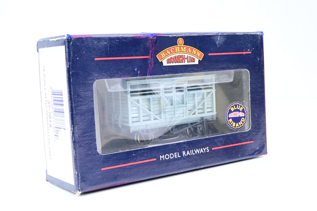 Bachmann OO Gauge 37-701A LMS Grey 10 Ton Cattle Wagon - Boxed