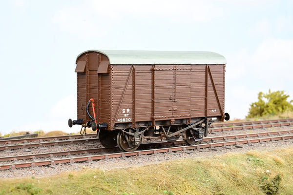 Kit Built O Gauge SR Ventilated Van No.49820 - Boxed