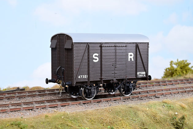 Kit Built O Gauge SR Ventilated Van No.47321 - Boxed