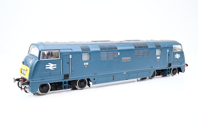 Bachmann OO Gauge Class 42 BR Blue W/Yellow Panels Monarch No.D831 - Aftermarket Box