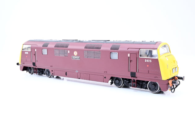 Bachmann OO Gauge Class 42 BR Maroon W/Full Yellow Ends Intrepid No.D825 - Aftermarket Box