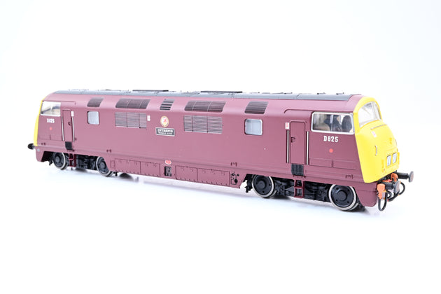 Bachmann OO Gauge Class 42 BR Maroon W/Full Yellow Ends Intrepid No.D825 - Aftermarket Box