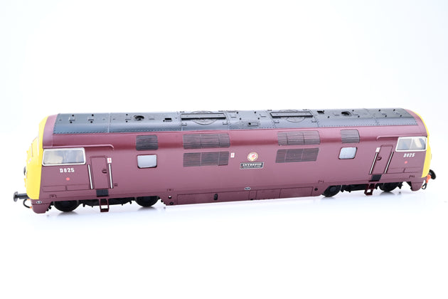 Bachmann OO Gauge Class 42 BR Maroon W/Full Yellow Ends Intrepid No.D825 - Aftermarket Box