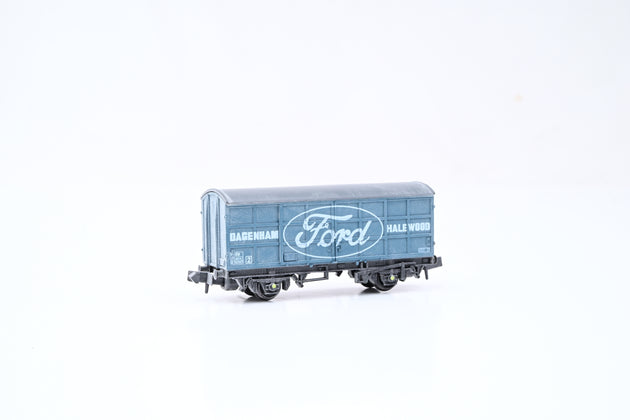 Peco N Gauge NR-P57A 15ft Pallet Van Ford , Blue Large Logo, No.B787044 - Boxed