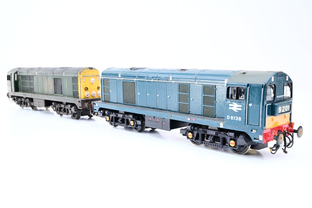 Lima OO Gauge Paired Configuration of Class 20 Diesels No.D8138 & D8017 - Unboxed