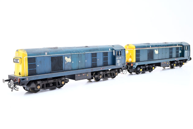 Lima OO Gauge Paired Configuration of Class 20 Diesels No.20225 & 20112 - Unboxed