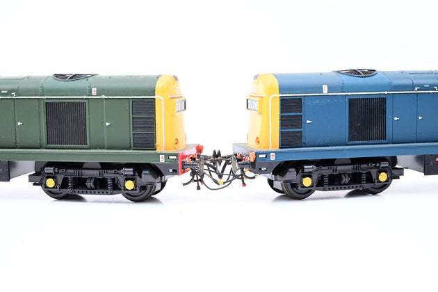 Lima OO Gauge Paired Configuration of Class 20 Diesels No.8313 & 20228 - Unboxed