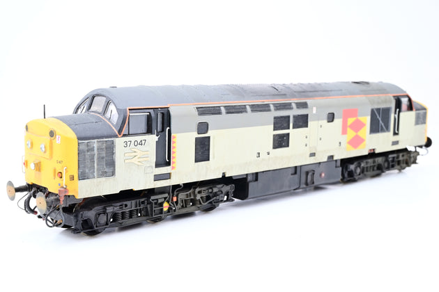Lima OO Gauge Class 37 Railfreight Triple Grey Distribution No.37047 - Aftermarket Box