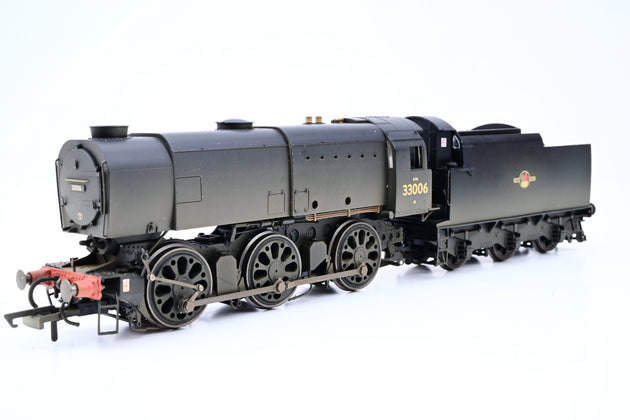 Hornby OO Gauge R2344A BR Black Late Crest Class Q1 No.33006 - Factory Weathered, Aftermarket Box