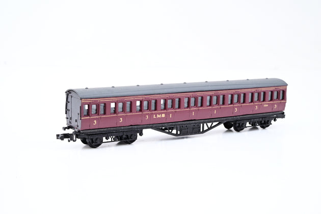 Graham Farish N Gauge Rake of 4 LMS Suburban Coaches, 2 x 3rd Brake, 2x Composite - Unboxed
