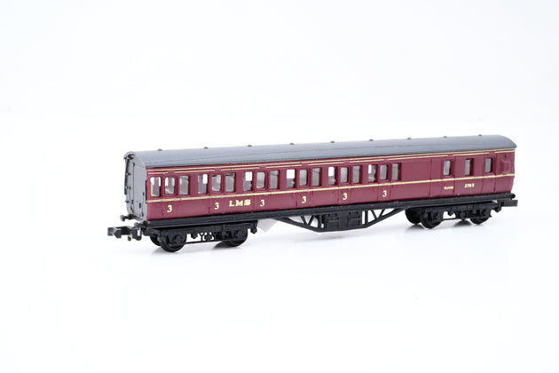 Graham Farish N Gauge Rake of 4 LMS Suburban Coaches, 2 x 3rd Brake, 2x Composite - Unboxed