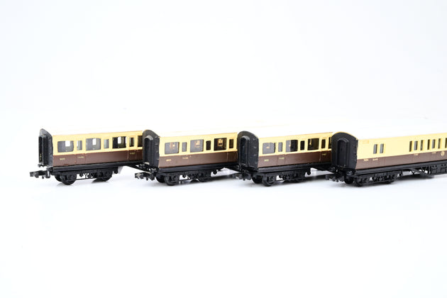 Graham Farish N Gauge Rake of 4 GWR Corridor Coaches, 3 x Composite Corridor & 1 x 3rd Brake - Unboxed