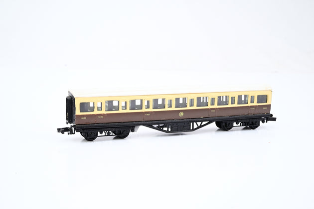 Graham Farish N Gauge Rake of 4 GWR Corridor Coaches, 3 x Composite Corridor & 1 x 3rd Brake - Unboxed