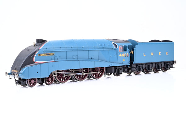 Hornby OO Gauge R2805XS LNER 4-6-2 Class A4 'Herring Gull' No.4466 - DCC Sound. Boxed