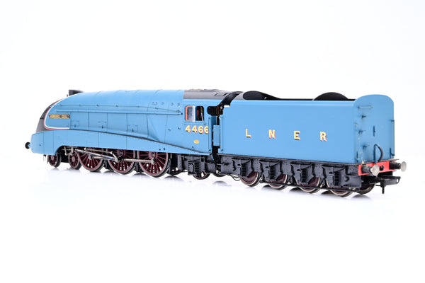 Hornby OO Gauge R2805XS LNER 4-6-2 Class A4 'Herring Gull' No.4466 - DCC Sound. Boxed