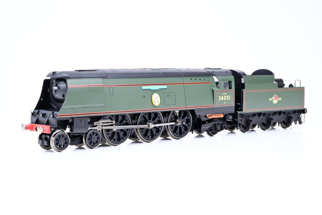 Hornby OO Gauge R2384 BR Green Late Crest West Country Class 'Winston Churchill' No.34051 - Boxed