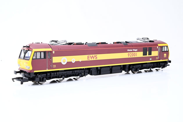 Hornby OO Gauge R2354A EWS Co-Co Class 92 'Victor Hugo' No.92001 - Boxed
