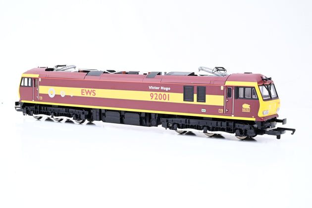 Hornby OO Gauge R2354A EWS Co-Co Class 92 'Victor Hugo' No.92001 - Boxed