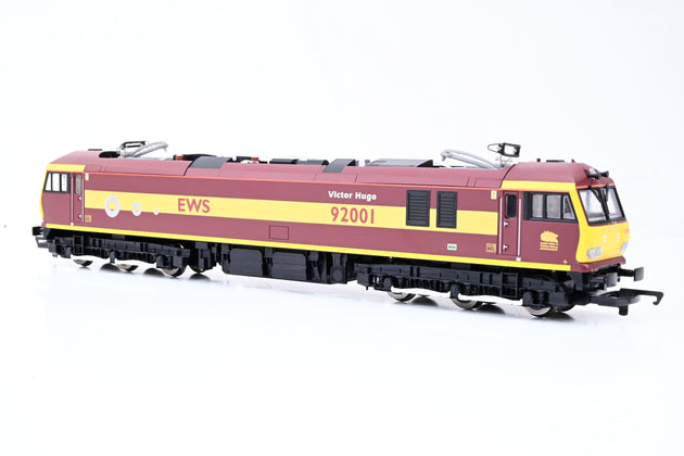 Hornby OO Gauge R2354A EWS Co-Co Class 92 'Victor Hugo' No.92001 - Boxed