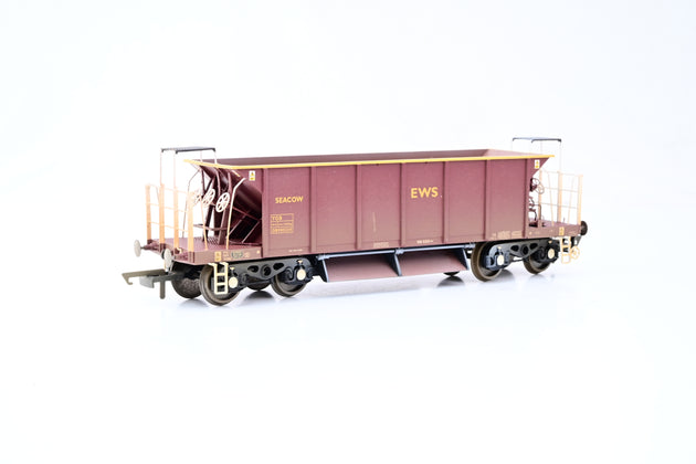 Hornby OO Gauge R6286B EWS YGB Seacow Weathered No.DB980239 - Boxed