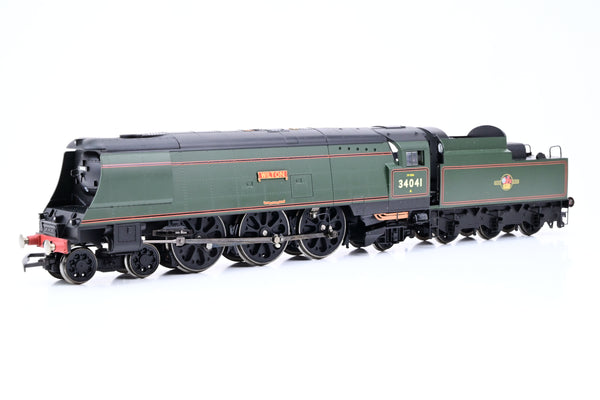 Hornby OO Gauge R2218 BR Green Late Crest West Country Class 'Wilton' No.34041 - Boxed