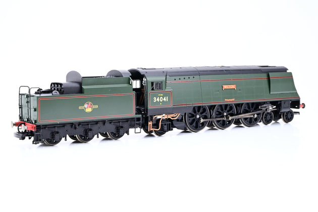 Hornby OO Gauge R2218 BR Green Late Crest West Country Class 'Wilton' No.34041 - Boxed