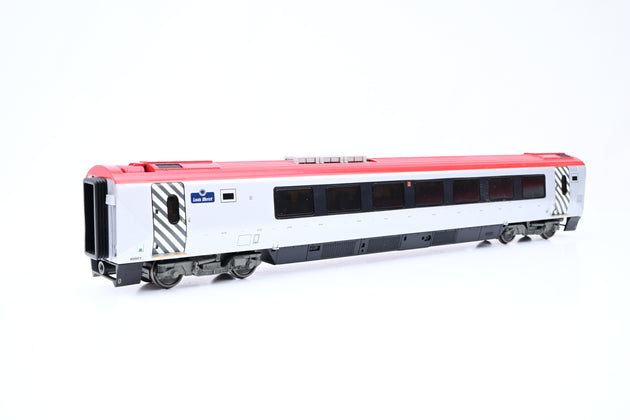 Bachmann OO Gauge 32-626 Class 221 Virgin Super Voyager 5 Car Tilt 'Louis Bleriot' No.221101 - Boxed