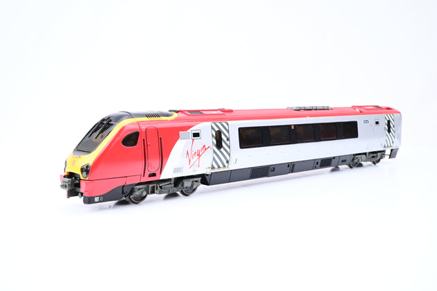 Bachmann OO Gauge 32-626 Class 221 Virgin Super Voyager 5 Car Tilt 'Louis Bleriot' No.221101 - Boxed
