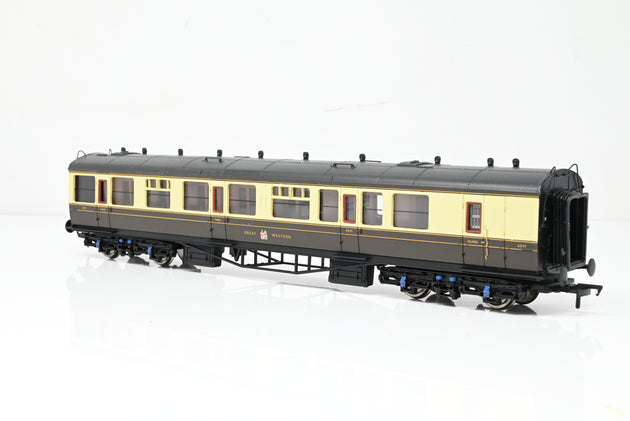 Bachmann OO Gauge 34-076 Collett 1st/3rd Chocolate & Cream Great Western No.6543 - Boxed