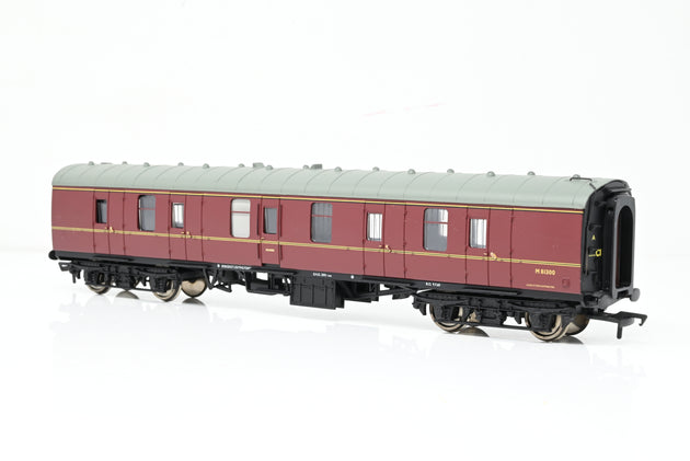 Bachmann OO Gauge 39-176B BR Mk1 Full Brake BG BR Maroon No.M81300- Boxed