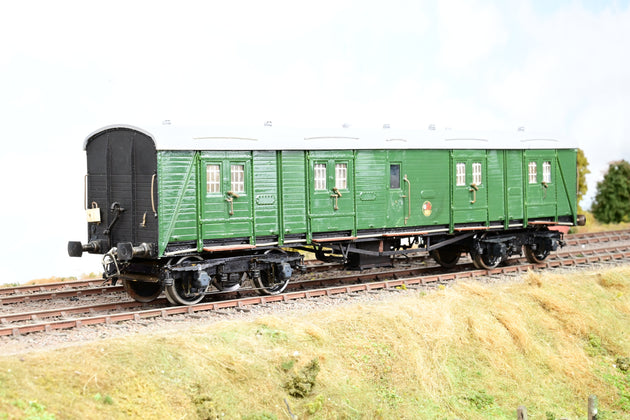 Kit Built O Gauge BR (SR) Green 50ft Bogie Guard's Van Unnumbered - Boxed