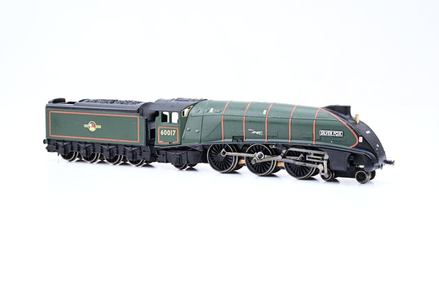 Graham Farish N Gauge 372-355 BR Green Late Crest Class A4 No.60017 'Silver Fox' - Boxed