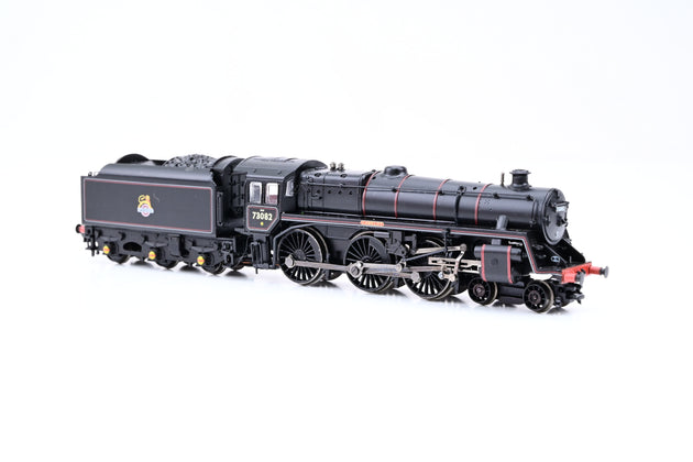 Graham Farish N Gauge 372-727 BR Black Early Emblem Standard Class 5MT No.73082 'Camelot' - Boxed