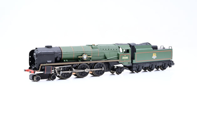 Graham Farish N Gauge 372-300 BR Green Early Emblem Merchant Navy Class No.35018 'British India Line' - Boxed