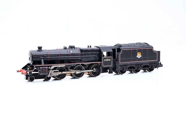 Graham Farish N Gauge 372-126 BR Black Early Emblem Class 5MT 'Black Five' No.44896 - Boxed