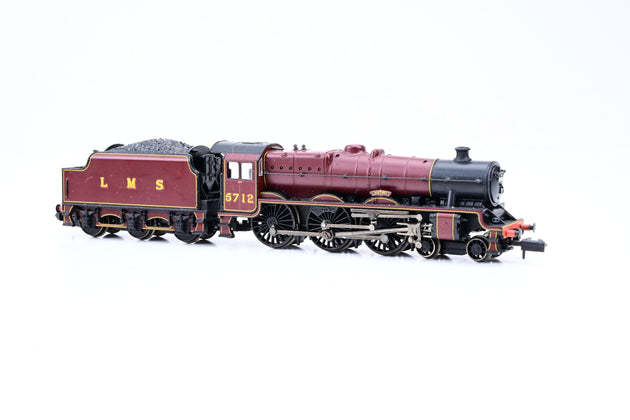 Graham Farish N Gauge 372-477 LMS Crimson Jubilee Class 6P No.5682 'Trafalgar' - Boxed