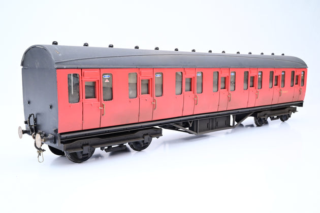 Kit Built O Gauge 7mm LNER Thompson Pair of Suburban Coaches 1 Composite 1 Brake BR Carmine No.E874303 & E80416E - Unboxed