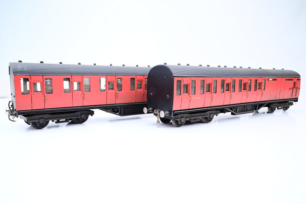 Kit Built O Gauge 7mm LNER Thompson Pair of Suburban Coaches 1 Composite 1 Brake BR Carmine No.E874303 & E80416E - Unboxed