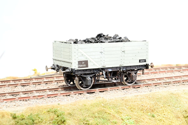 Kit Built O Gauge BR Grey 10T 7-Plank Open Wagon w/ Load No.P101322 - Boxed