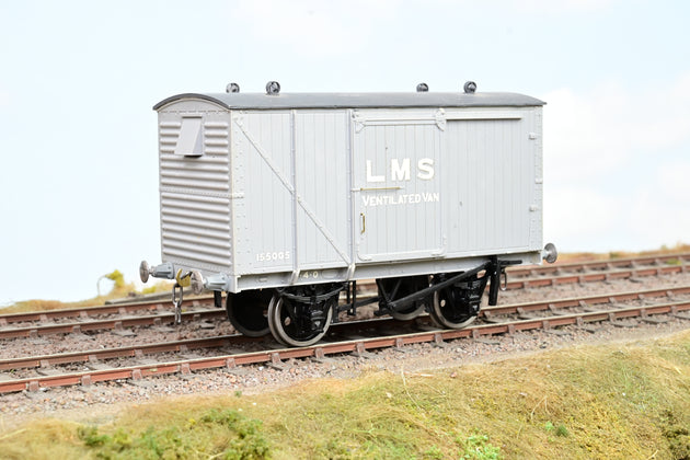 Kit Built O Gauge LMS Grey Sliding Door Ventilated Goods Van No.155005 - Aftermarket Box