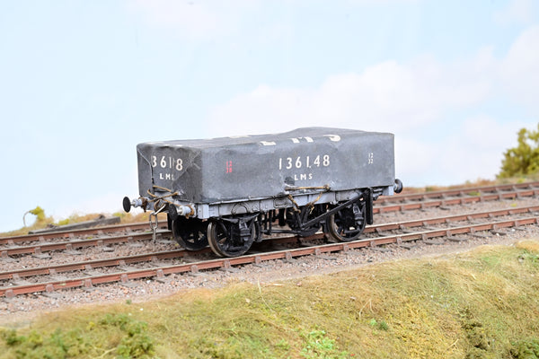 Kit Built O Gauge LMS Grey 8T Three Plank Drop Side Wagon w/ Tarpaulin Cover No.136148 - Boxed