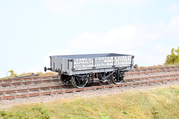 Kit Built O Gauge 'James Carter & Sons Asphalte, Clitheroe' Grey 3-Plank Open Wagon - Unboxed
