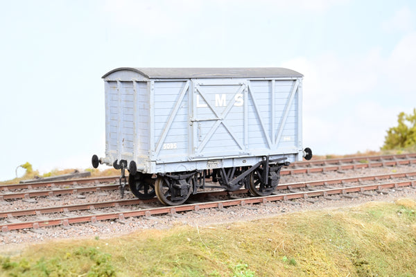 Kit Built O Gauge LMS Grey Sliding Door Covered Goods Van No.5095 - Unboxed